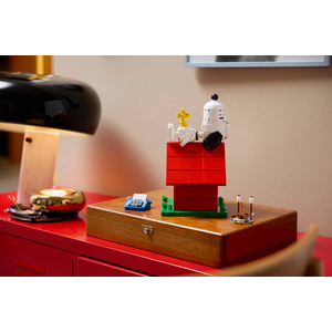 LEGO Ideas Snobben: Snobbens hundkoja 21368