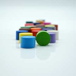 Game Pieces: Cylinders Low - Green (Wood) (10)